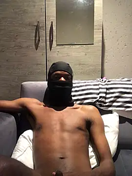 Caramel Pappi online show from January 2026 10:02:02 PM