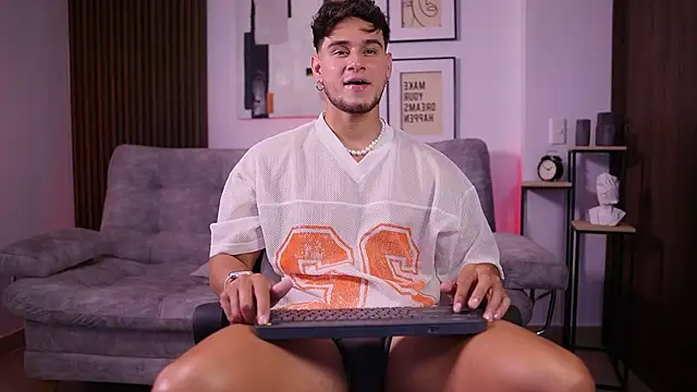 DaviesBrown online show from November 2025 09:02:01 PM