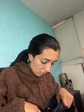 Snapshot of SALOME_KORLAND chatting on November 2025 12:04:02 PM SALOME KORLAND online show from November 2025 12:04:02 PM