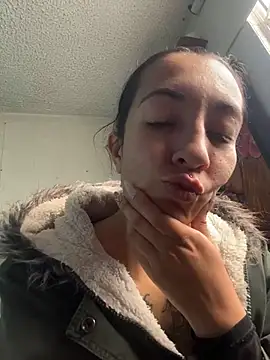 Snapshot of SALOME_KORLAND chatting on November 2025 01:33:01 PM SALOME KORLAND online show from November 2025 01:33:01 PM