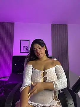 ashlycarteer online show from November 2025 07:13:02 PM