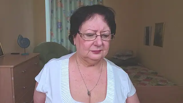 Margo Moll online show from January 2026 10:31:02 AM