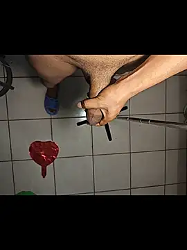 Genaro Dickinson 69 online show from December 2025 03:33:01 AM