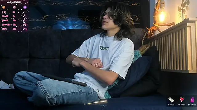 Diamond twink online show from November 2025 03:34:01 AM