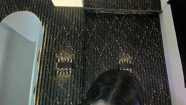 ZOETTAYLOR online show from October 2025 12:11:01 AM