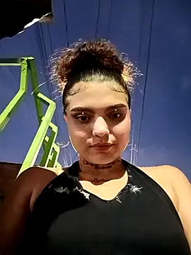 Snapshot of Alis_1327 chatting on October 2025 11:15:01 PM Alis 1327 online show from October 2025 11:15:01 PM