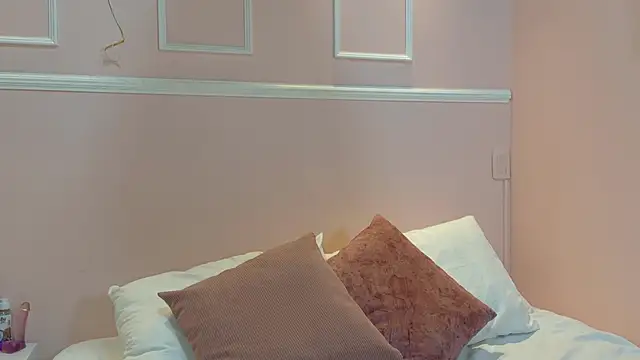 Snapshot of RossyCarters chatting on March 2026 01:06:02 PM RossyCarters online show from March 2026 01:06:02 PM