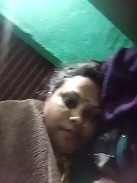 SHWETA1180 online show from November 2025 12:33:01 AM