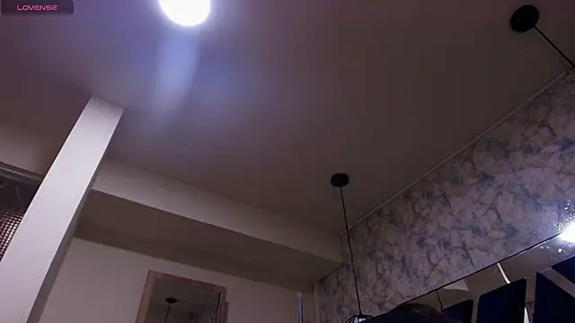 Luciifeer  online show from November 2025 06:51:01 PM