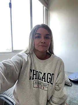 Nova Gabriela online show from November 2025 03:36:02 PM