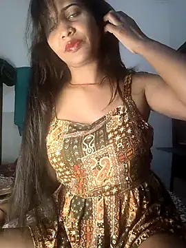cute radhikaa online show from October 2025 12:16:02 PM