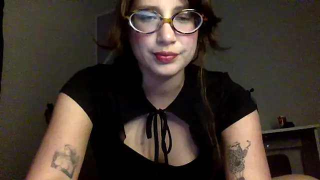 Meowkillah13 online show from December 2025 11:21:01 PM