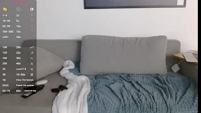 alloallo420 online show from October 2025 05:52:01 AM