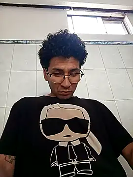 Snapshot of LecheDeSoya666 chatting on September 2025 09:06:02 PM LecheDeSoya666 online show from September 2025 09:06:02 PM