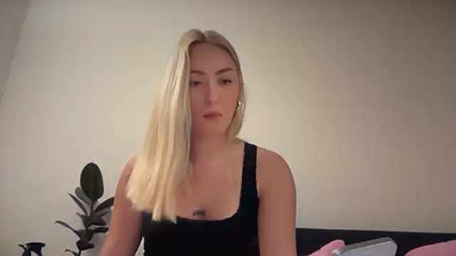 Kitty Swetty online show from January 2026 08:56:01 PM