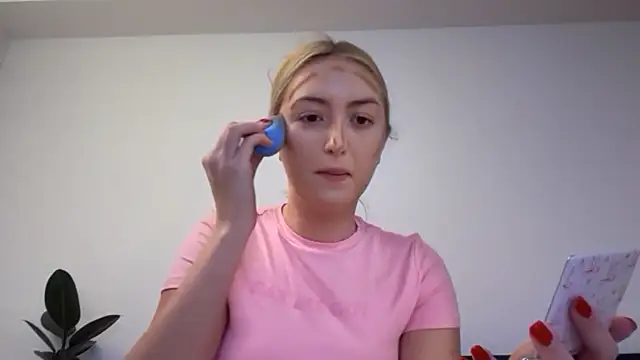 Kitty Swetty online show from January 2026 02:48:02 AM