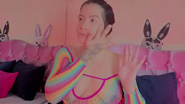 Snapshot of KARINAJTORRES chatting on December 2025 09:10:02 PM KARINAJTORRES online show from December 2025 09:10:02 PM