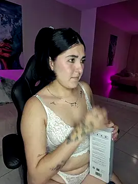 Snapshot of Celestee69 chatting on November 2025 07:34:02 PM Celestee69 online show from November 2025 07:34:02 PM