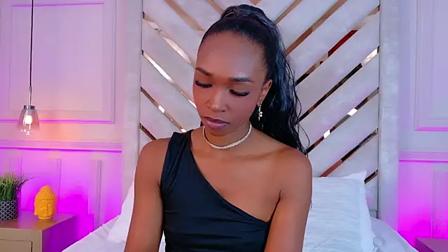 Agatha-Adams online show from November 2025 02:39:02 PM