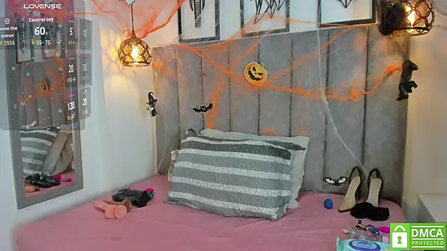 Gia Scott online show from October 2025 08:22:02 PM