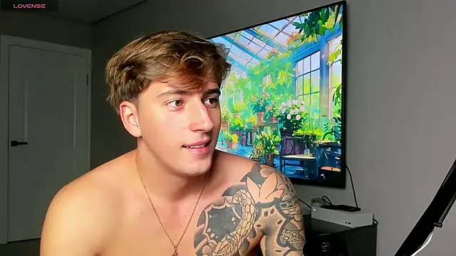 DaniHort online show from October 2025 10:35:02 AM