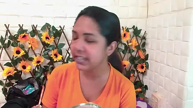 IndiaSexyStripper4u online show from December 2025 04:43:02 AM