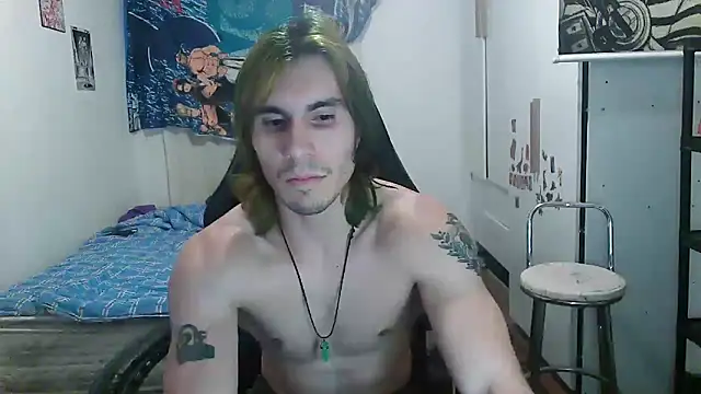 Snapshot of SHACOklown chatting on October 2025 09:25:02 PM SHACOklown online show from October 2025 09:25:02 PM