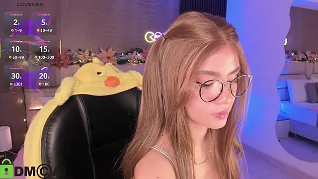 Snapshot of Arinextdoor chatting on November 2025 10:56:01 PM Arinextdoor online show from November 2025 10:56:01 PM