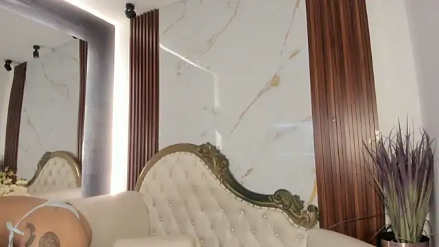 CoralieBronson online show from September 2025 08:09:01 PM