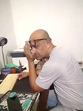 jorge406 online show from October 2025 01:50:02 AM