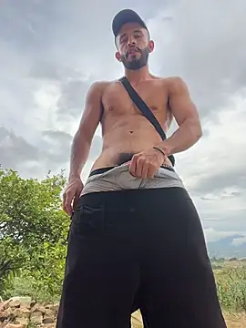 Jacksonfranco online show from November 2025 09:00:02 PM