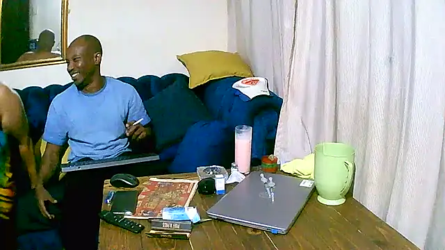 SHORTGUN STALLION online show from November 2025 10:45:01 PM