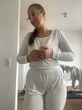 eli5566 online show from March 2026 10:55:02 AM