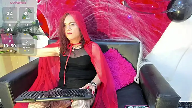 Snapshot of Mishell_Bons chatting on October 2025 06:23:01 PM Mishell Bons online show from October 2025 06:23:01 PM