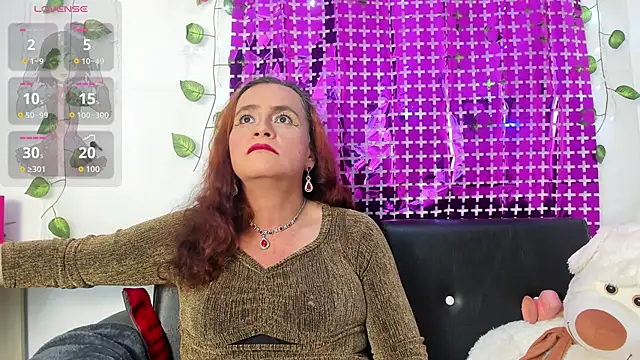 Snapshot of Mishell_Bons chatting on February 2026 07:07:01 PM Mishell Bons online show from February 2026 07:07:01 PM