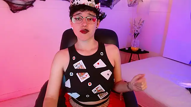 Snapshot of jeroharper chatting on October 2025 04:08:02 PM jeroharper online show from October 2025 04:08:02 PM