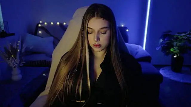 Emma candyyy online show from January 2026 10:31:01 AM