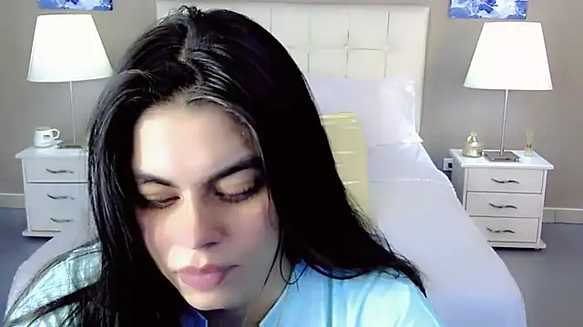 maddissonivanova online show from September 2025 07:15:02 PM