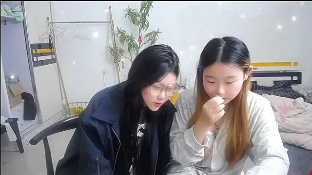 Babygirls523 online show from October 2025 01:51:02 PM