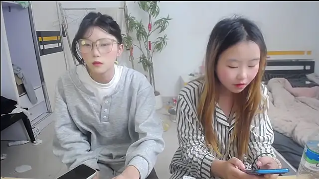 Babygirls523 online show from November 2025 03:33:02 PM