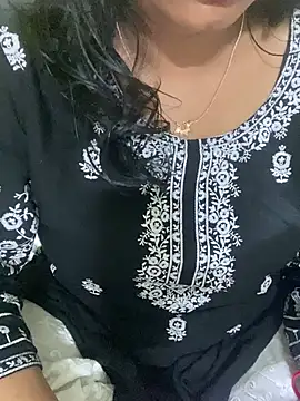 Snapshot of pushpayadav chatting on February 2026 09:22:01 PM pushpayadav online show from February 2026 09:22:01 PM