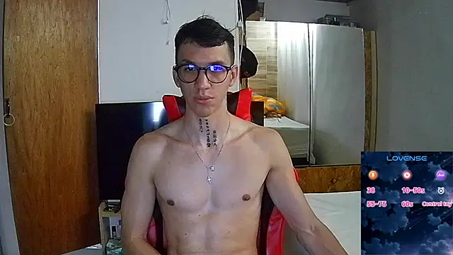 Snapshot of angelicious_ chatting on February 2026 12:45:02 PM angelicious online show from February 2026 12:45:02 PM