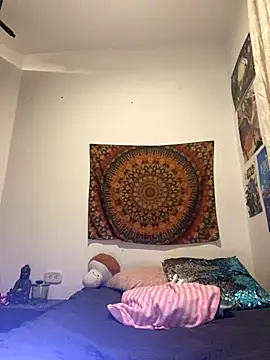 Abril thompson98 online show from October 2025 02:45:01 AM