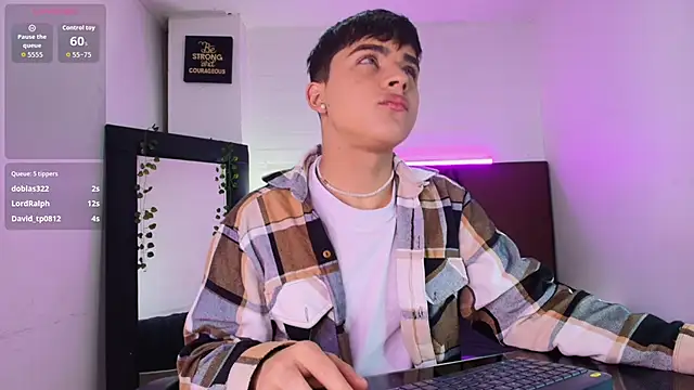 Lucass love online show from September 2025 01:43:02 PM