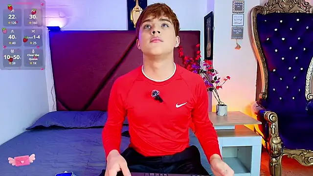 Snapshot of Lucass_love chatting on May 2026 05:10:02 PM Lucass love online show from May 2026 05:10:02 PM