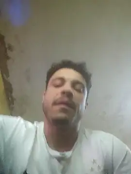 Snapshot of Veww1313 chatting on October 2025 06:40:02 PM Veww1313 online show from October 2025 06:40:02 PM