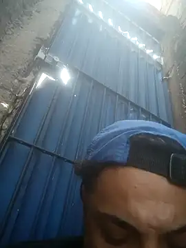 Snapshot of Veww1313 chatting on October 2025 01:23:01 PM Veww1313 online show from October 2025 01:23:01 PM