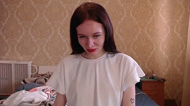 Kitkaat00 online show from October 2025 12:56:02 PM