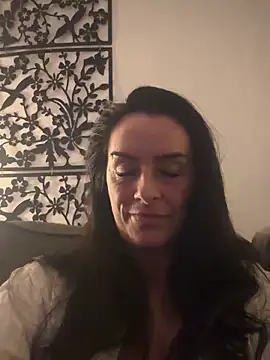 Islaymae gilf online show from December 2025 11:57:02 PM