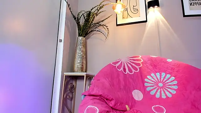 dulce fiore07 online show from October 2025 12:44:02 PM